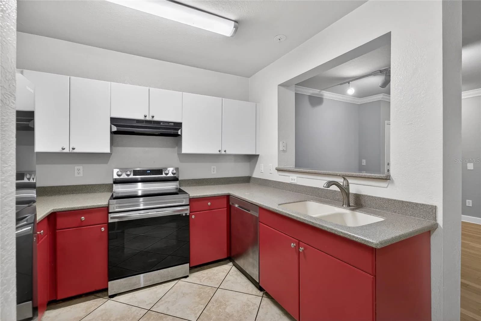 300 SOUTH Street #2014, Orlando, FL 32801 3