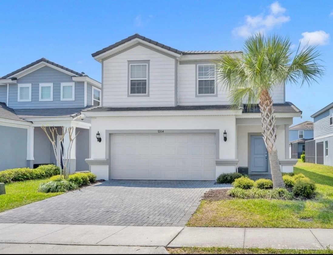 7204 OAKMOSS 2