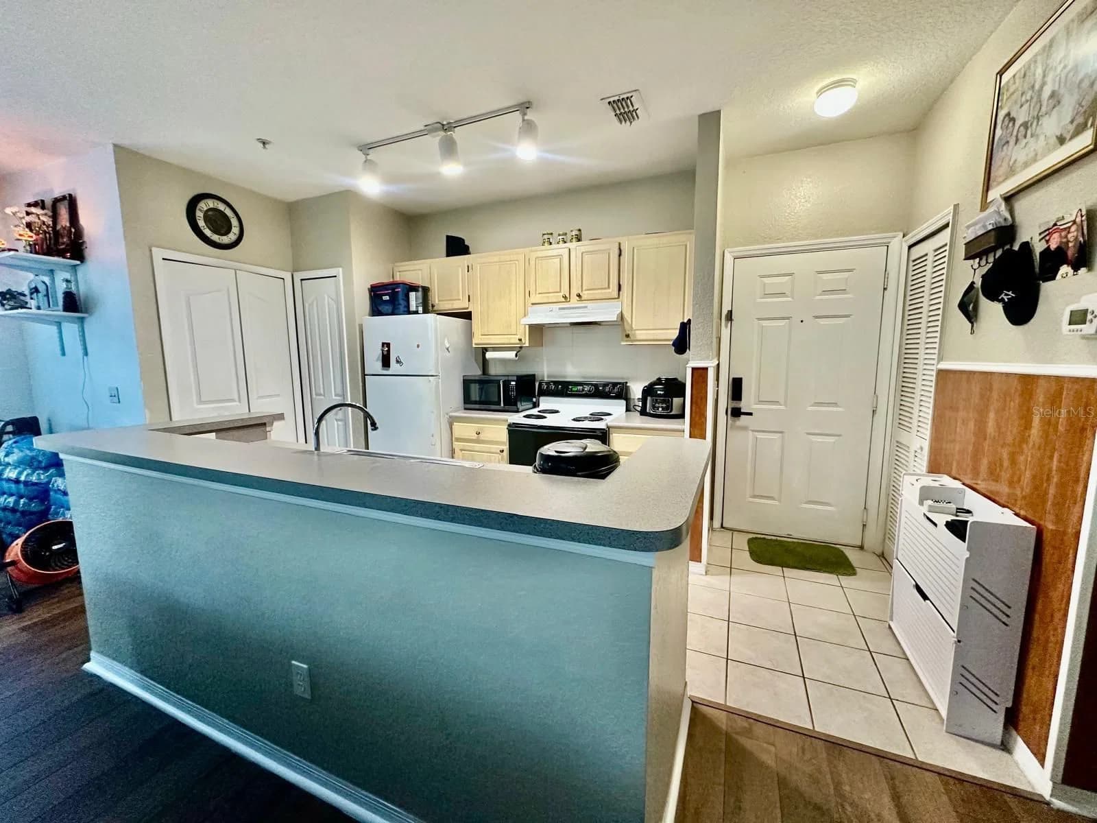2718 MAITLAND CROSSING Way #207, Orlando, FL 32810 2