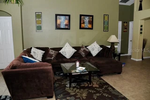 8015 INDIAN CREEK 5