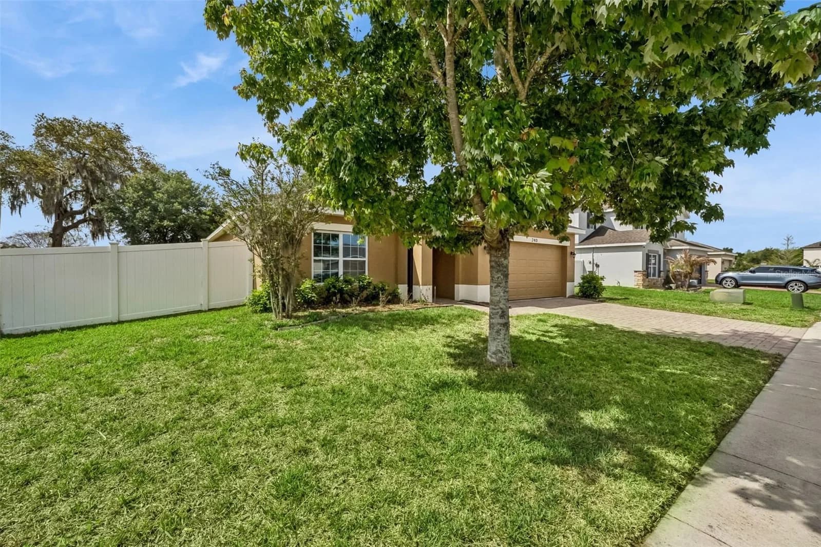 240 WHISPERING PINES 2