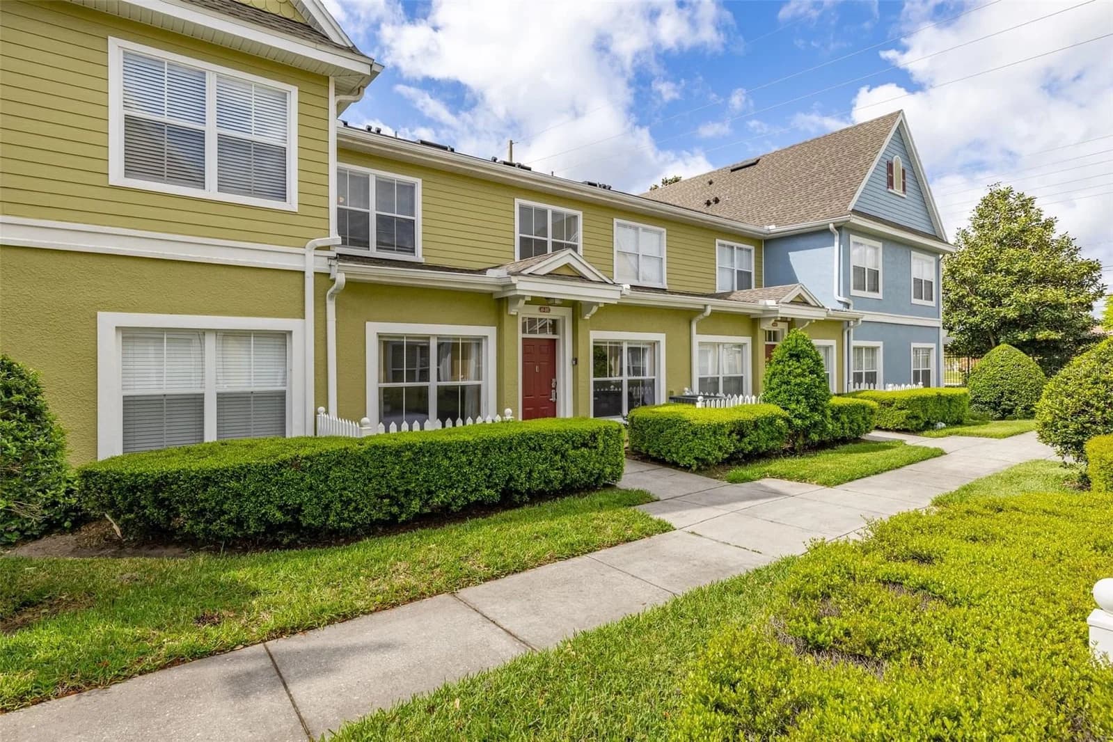 2250 SAN VITAL 4