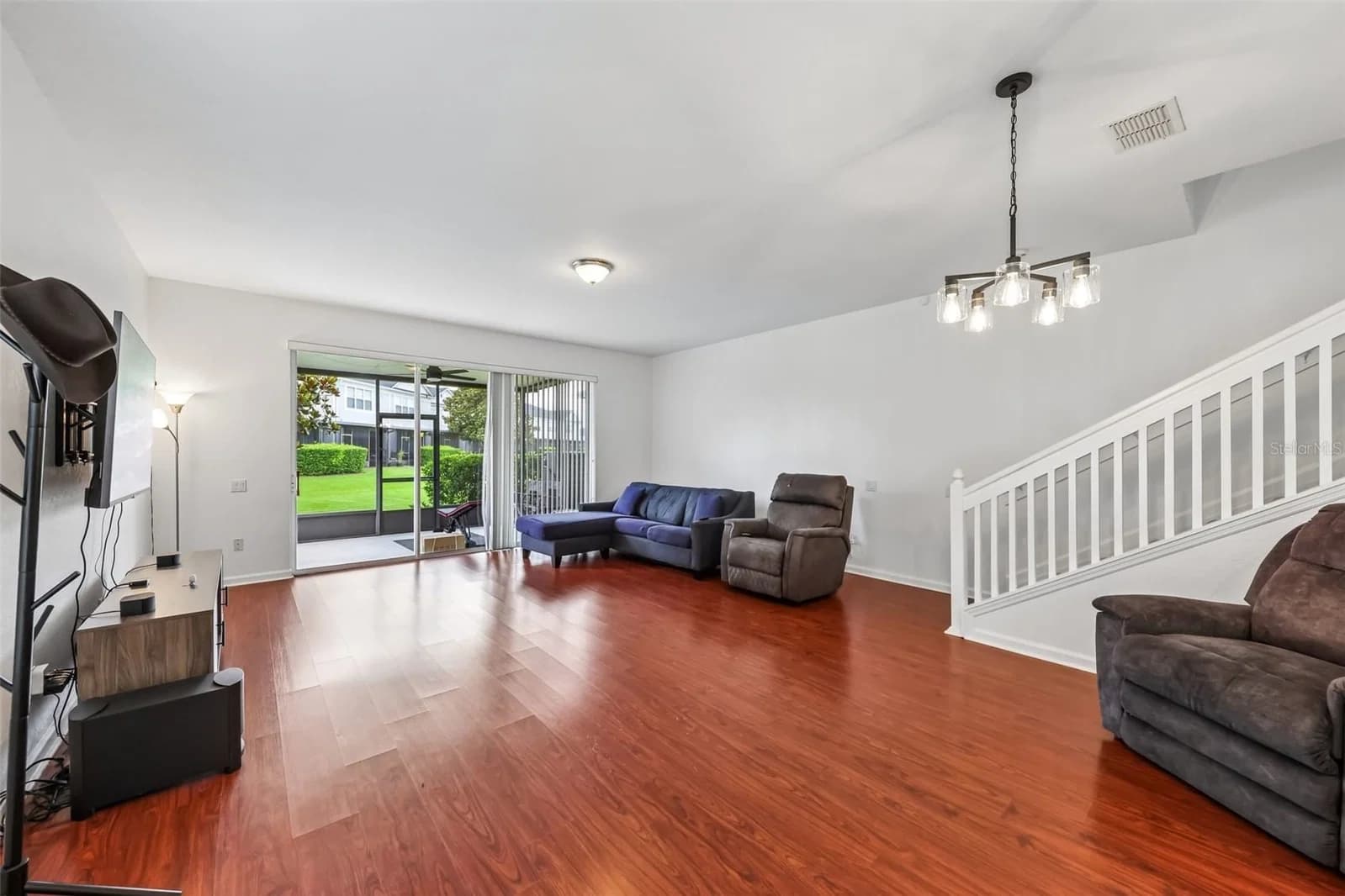 15054 BELLINKOFF Lane 5