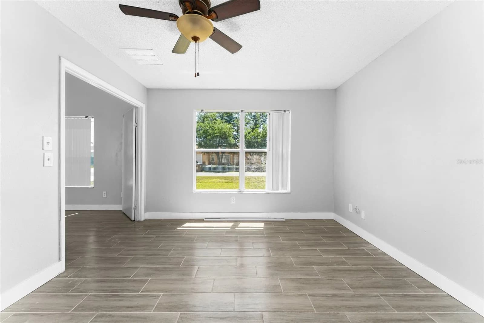 309 CORNWALLIS 5