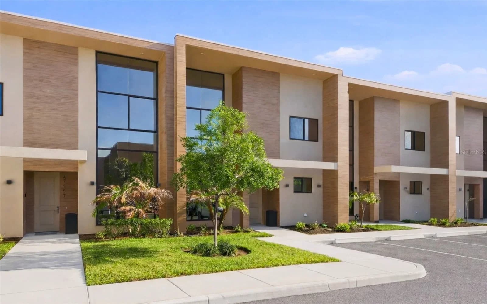 7455 BROOKLYN, Kissimmee, FL 34747 2