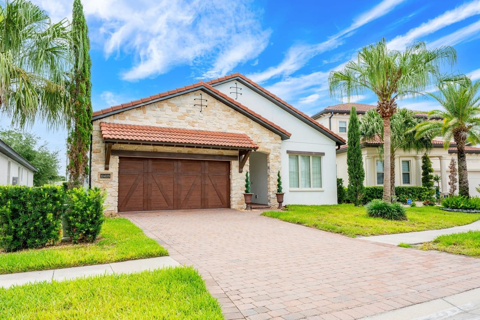 10409 ANGEL OAK Court, Orlando, FL 32836