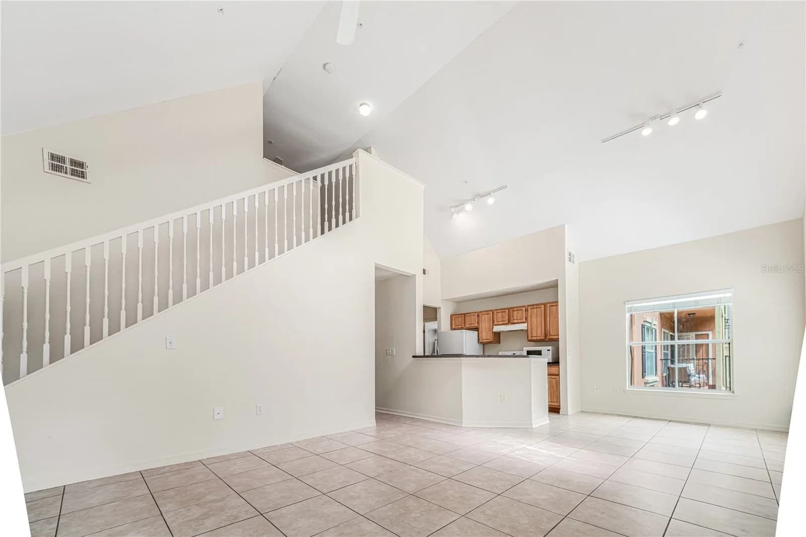 6025 WESTGATE Drive #2527, Orlando, FL 32835 2