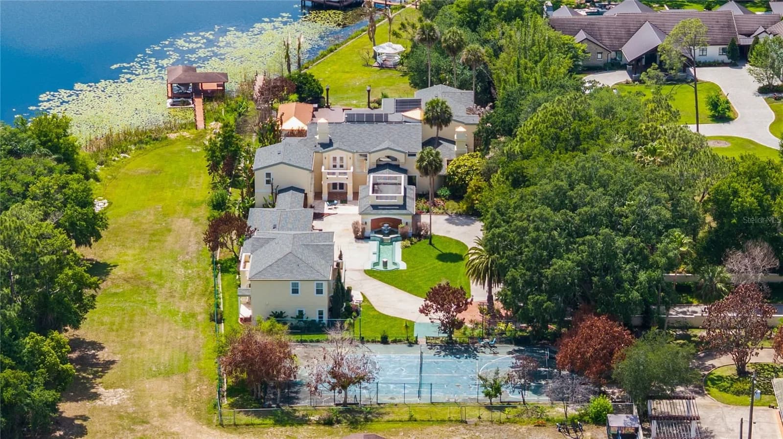 8866 DARLENE Drive, Orlando, FL 32836 2