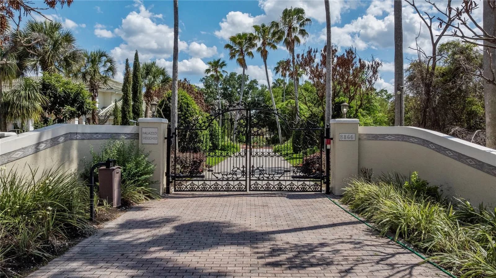 8866 DARLENE Drive, Orlando, FL 32836 3