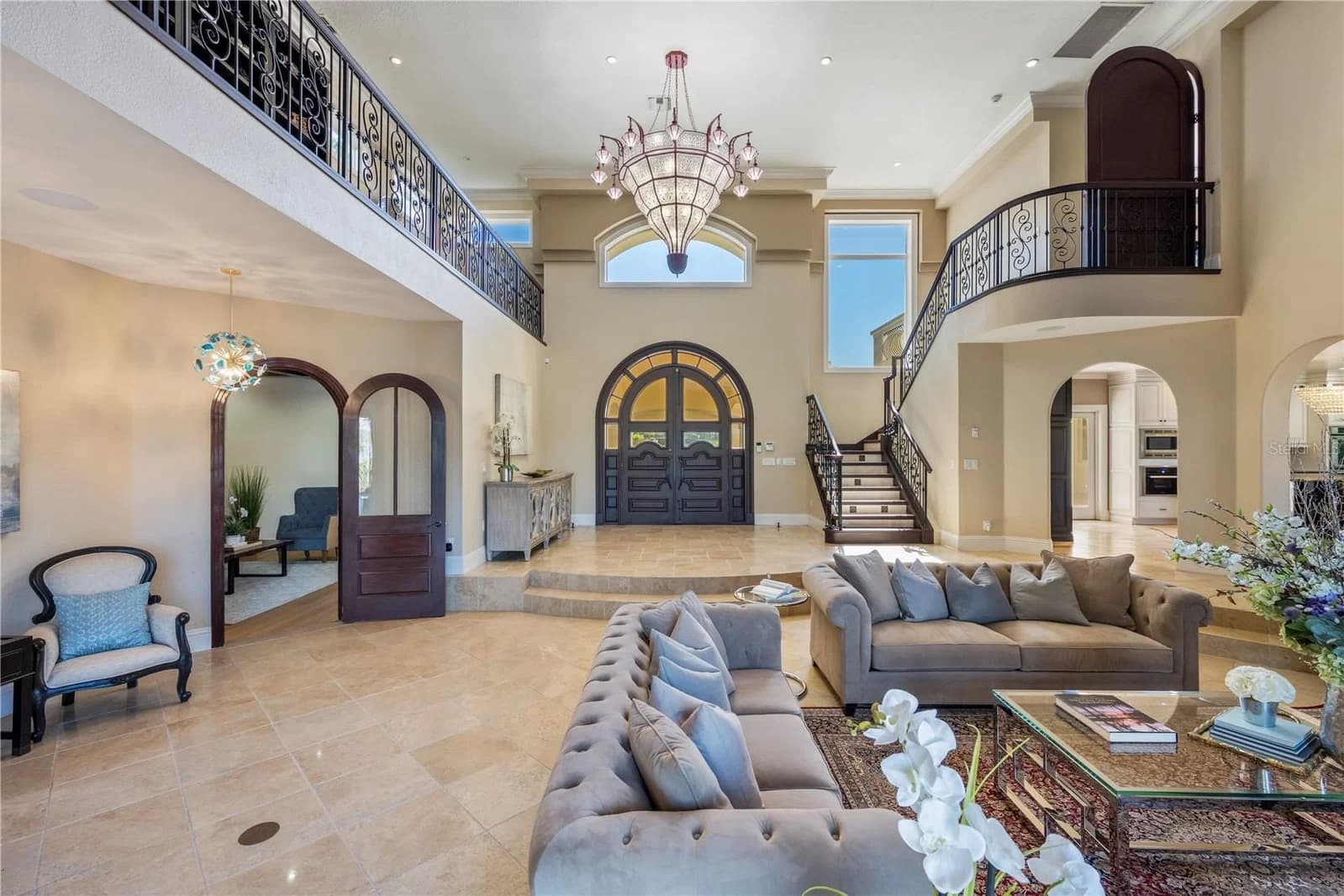 8866 DARLENE Drive 5