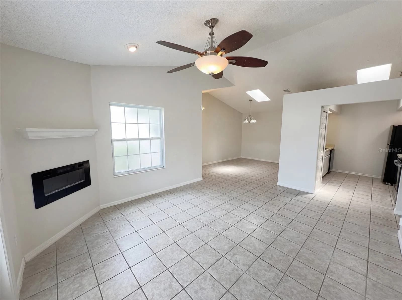 2000 PLAINFIELD Drive, Orlando, FL 32812 3