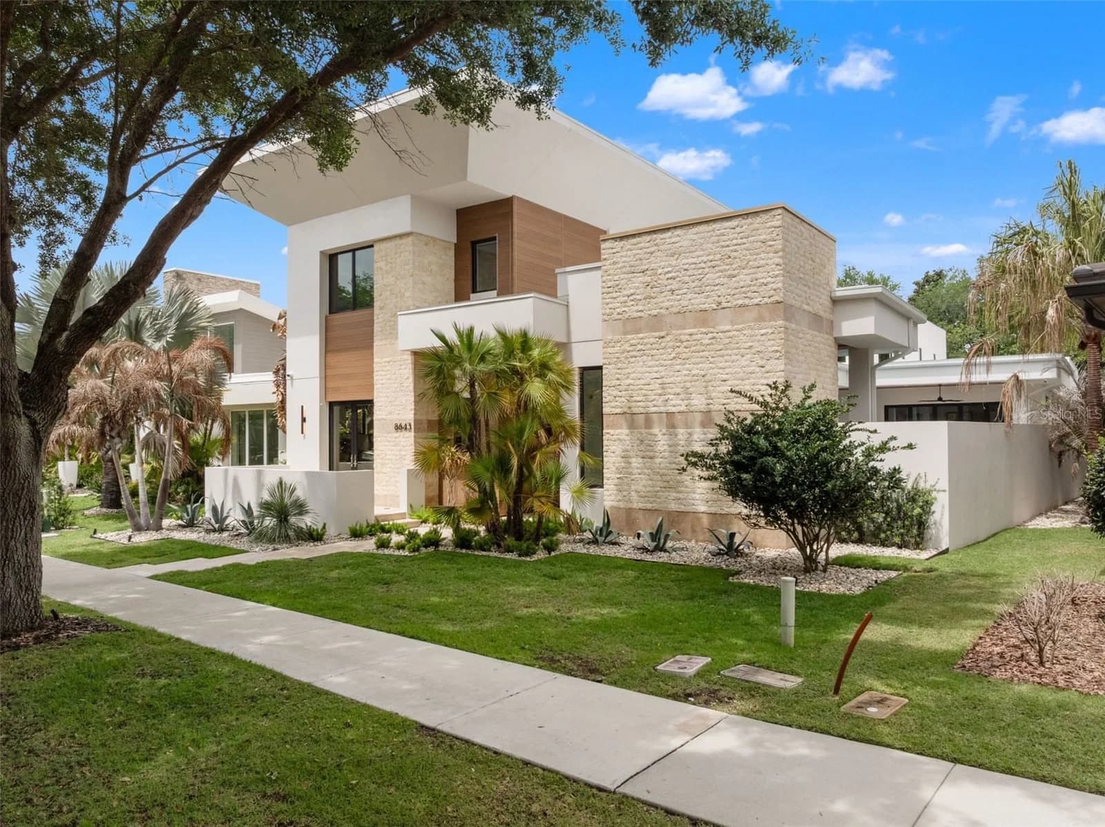 8643 FARTHINGTON Way, Orlando, FL 32827 2