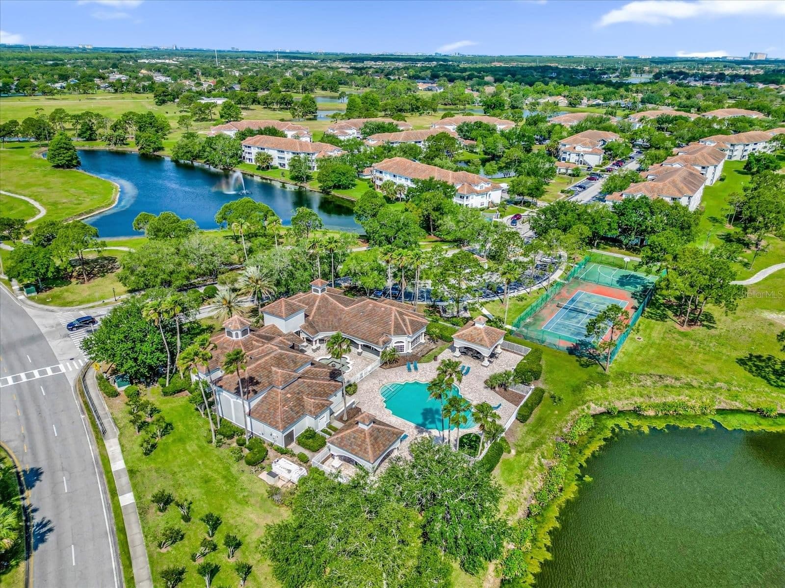 13803 FAIRWAY ISLAND Drive #1626 5