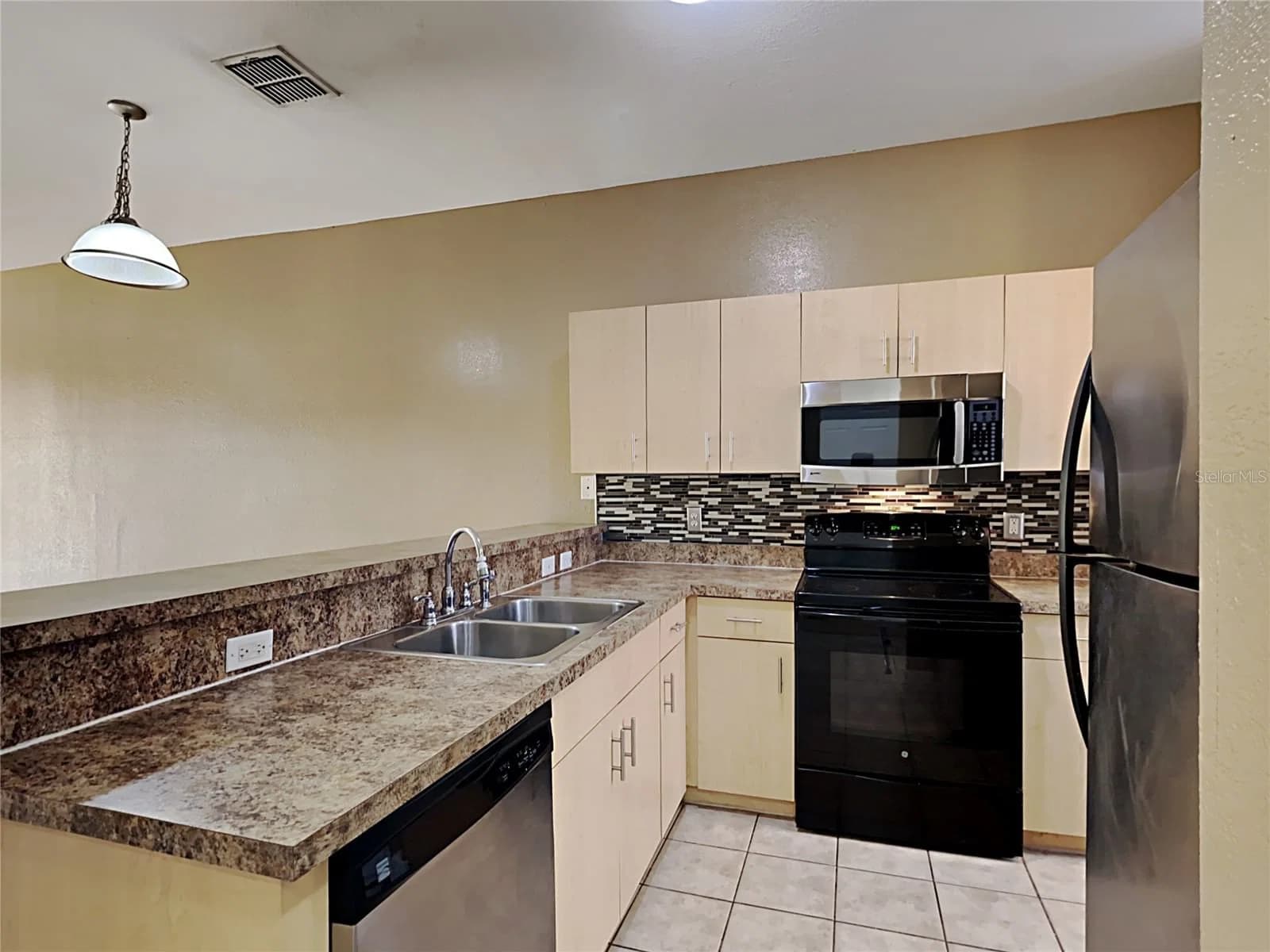 176 OCEAN BLUFF 3