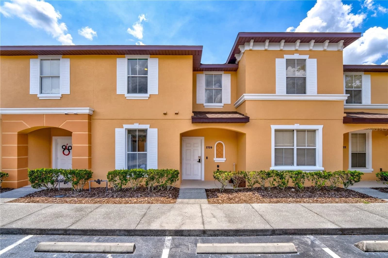 2720 ROADSTER, Kissimmee, FL 34746