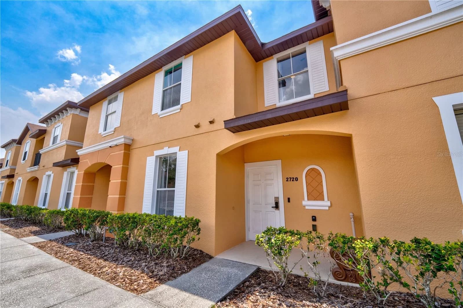 2720 ROADSTER, Kissimmee, FL 34746 2