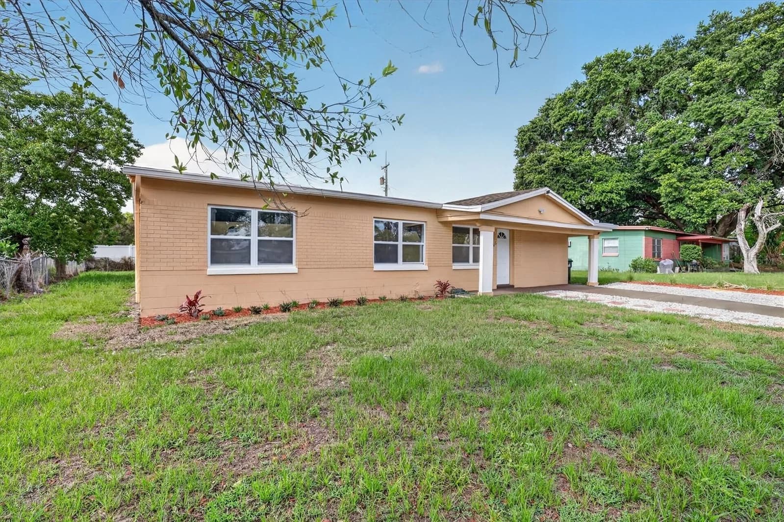 1612 GRANT Street, Orlando, FL 32805 3