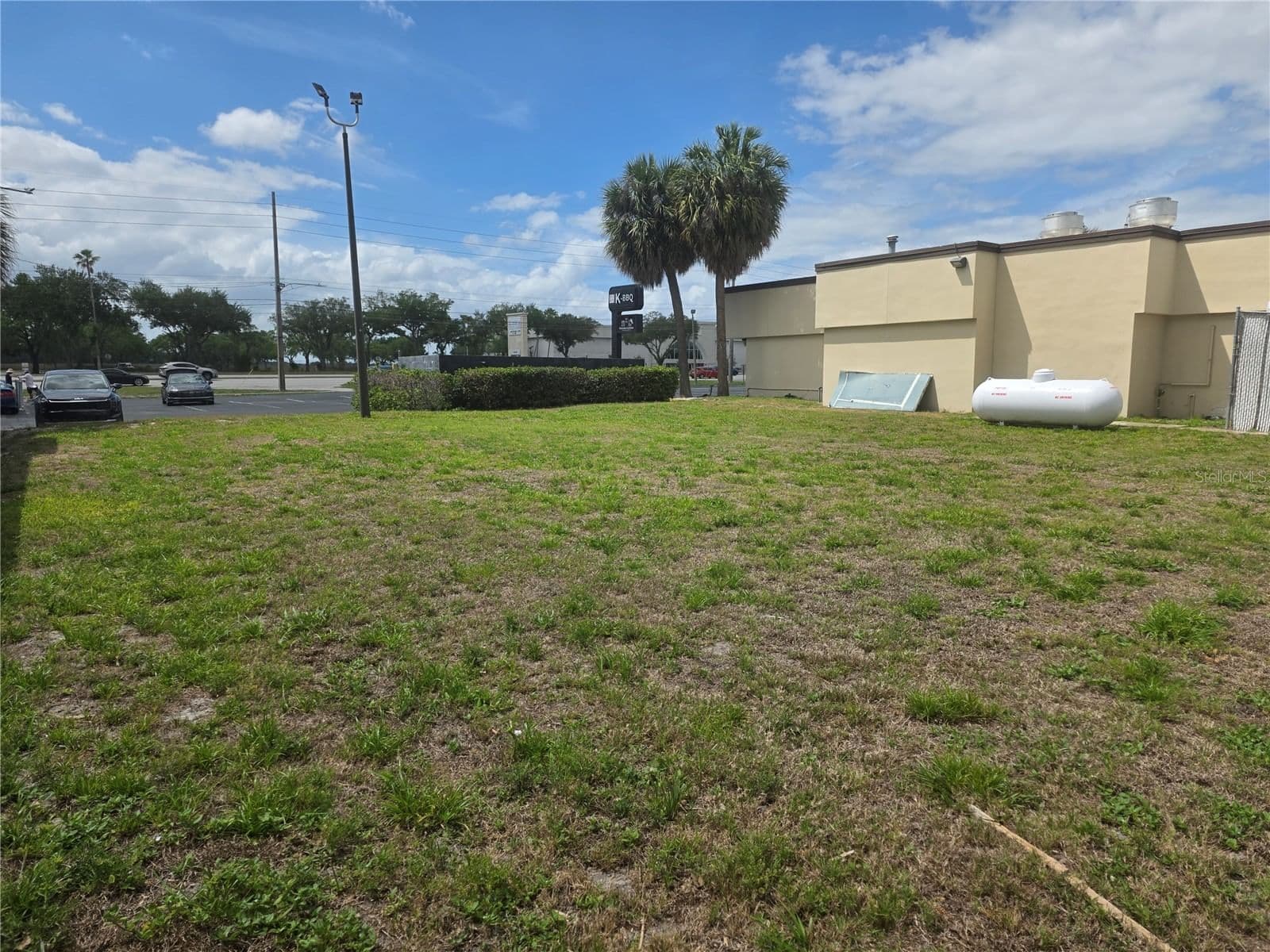 5101 COLONIAL Drive 4