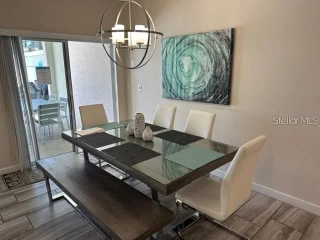 1608 MOON VALLEY 5