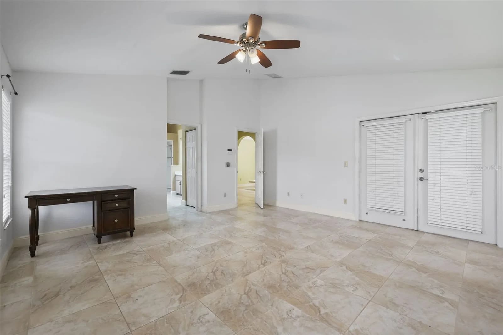 2243 BANCROFT Boulevard 5