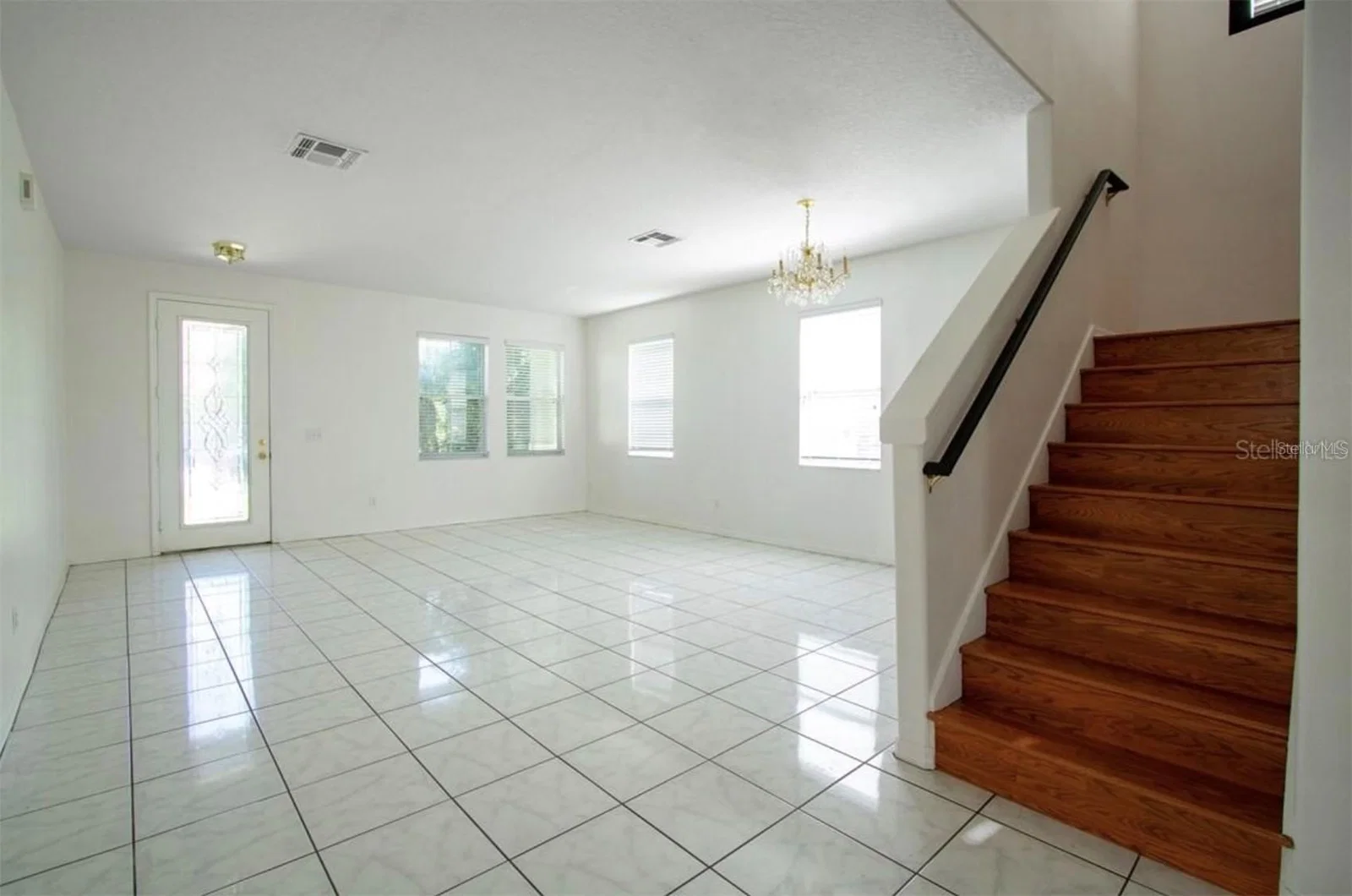 1412 BLACKWATER POND Drive, Orlando, FL 32828 2