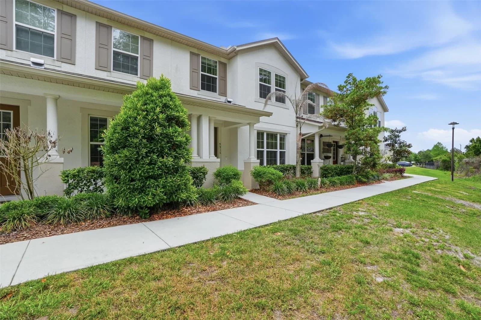 9915 HIGHLAND SKY Alley, Orlando, FL 32832 3
