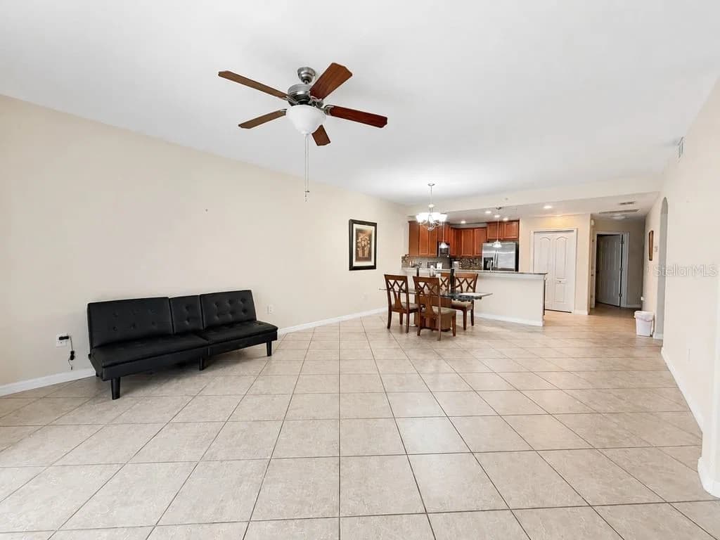8931 AZALEA SANDS 2