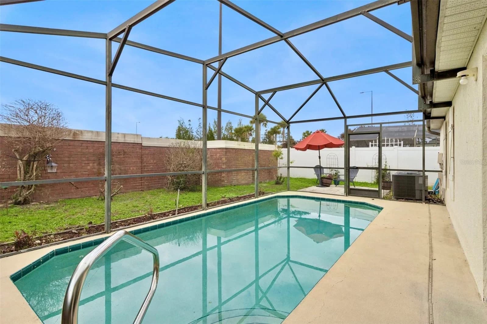 3195 WHOOPING CRANE, Kissimmee, FL 34741 2