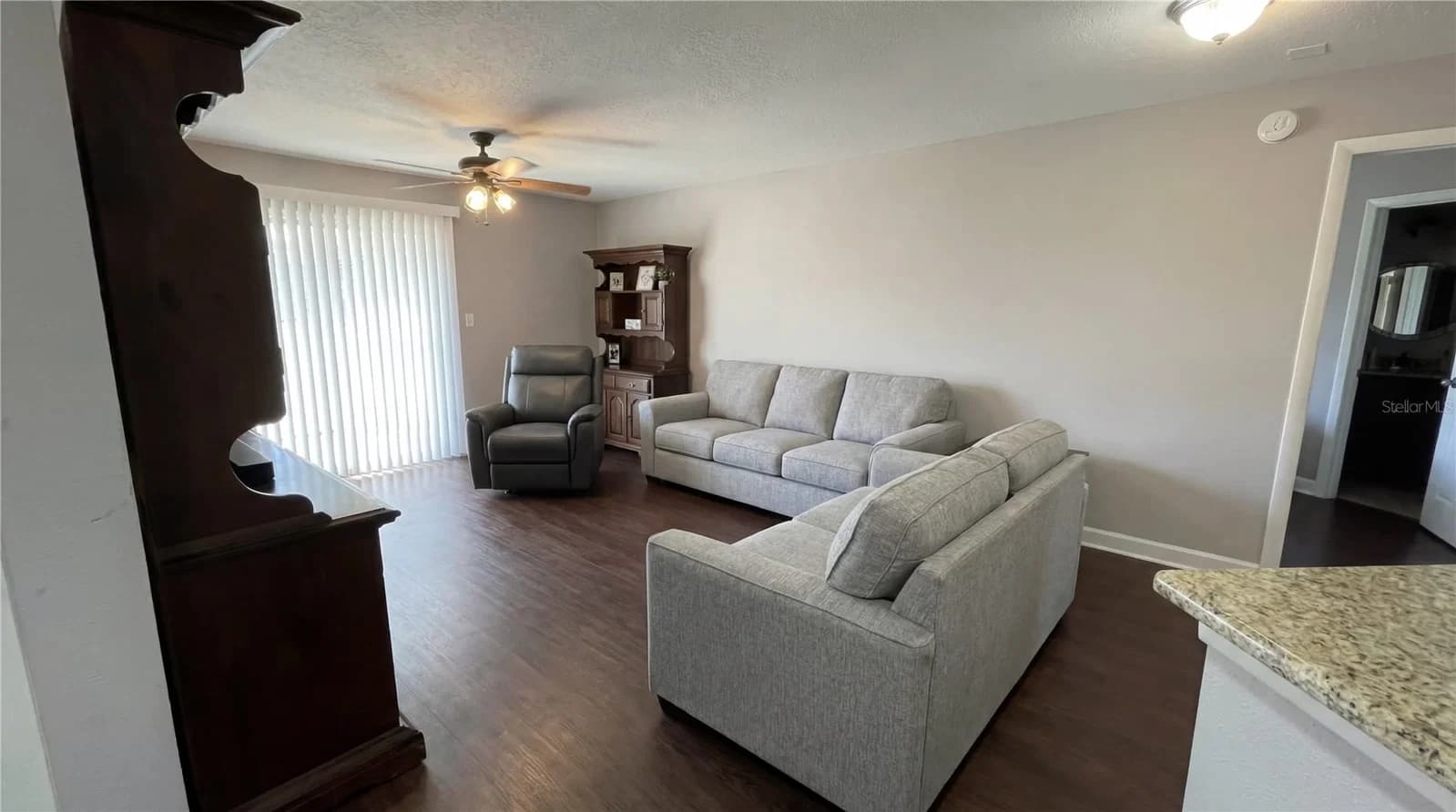 1948 LAKE ATRIUMS Circle #113, Orlando, FL 32839 3
