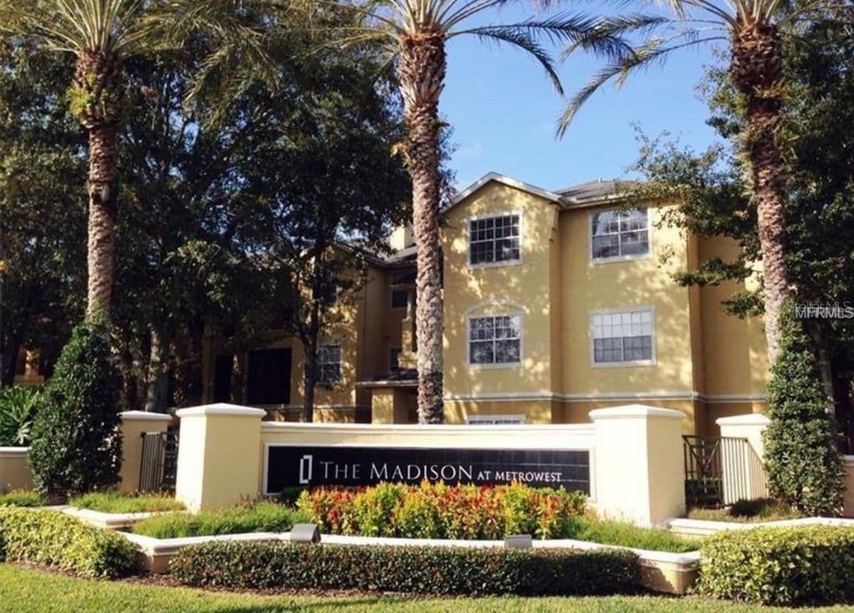 2600 ROBERT TRENT JONES Drive #914, Orlando, FL 32835