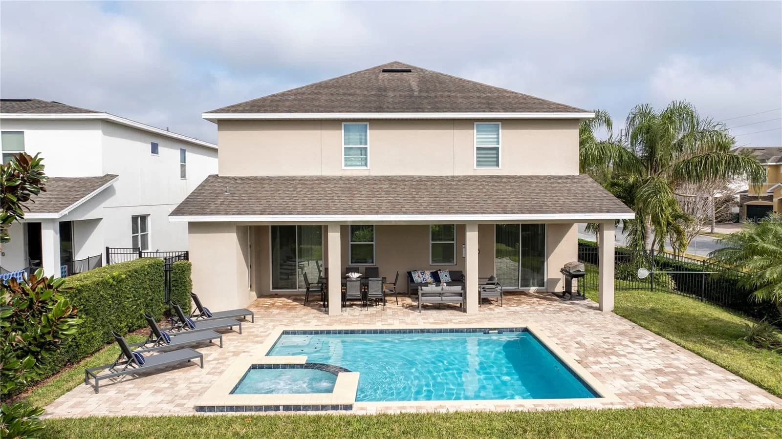 7600 MACKINAW 4