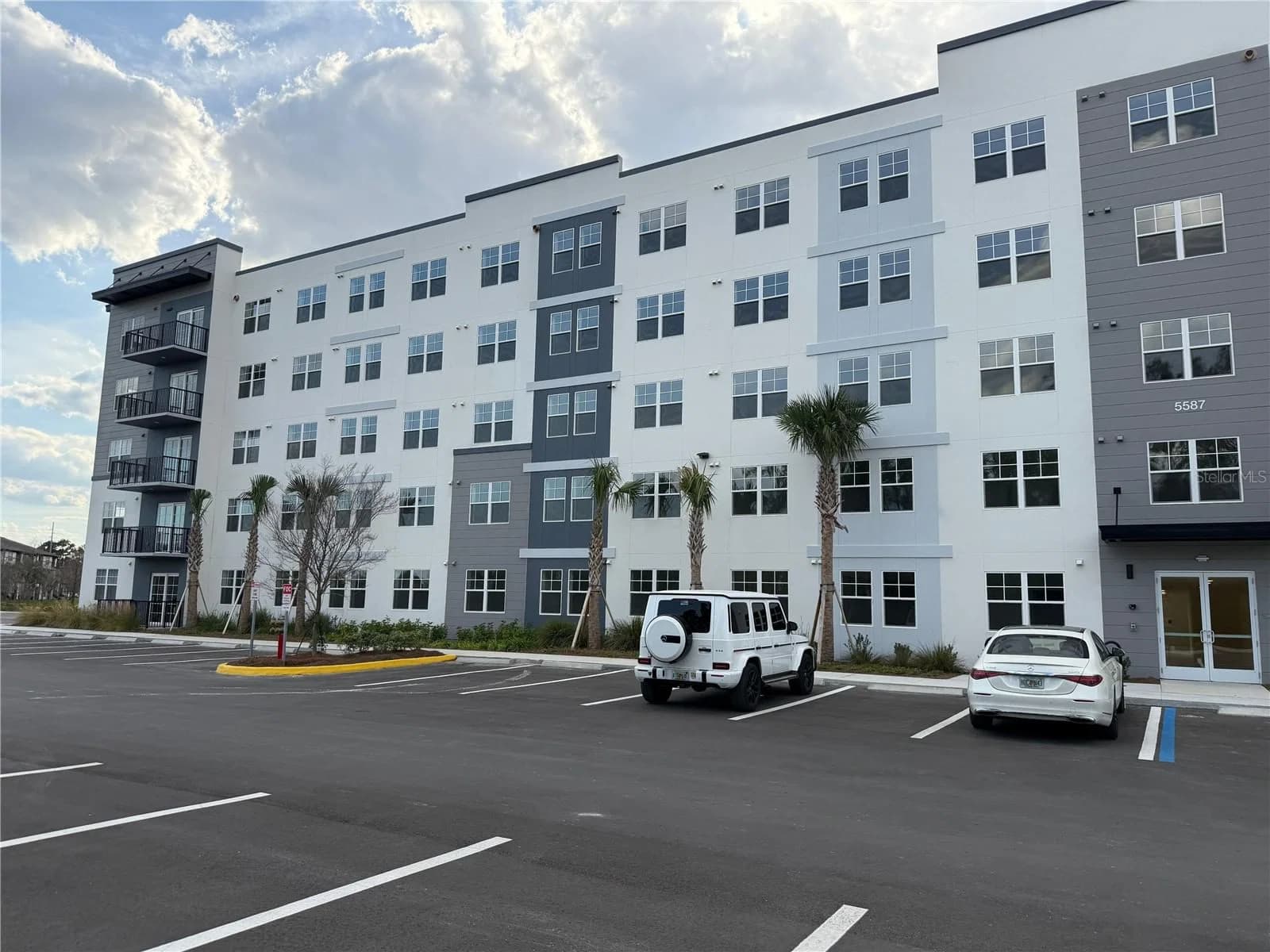 5587 MILLENIA PARK Boulevard #402, Orlando, FL 32839 3