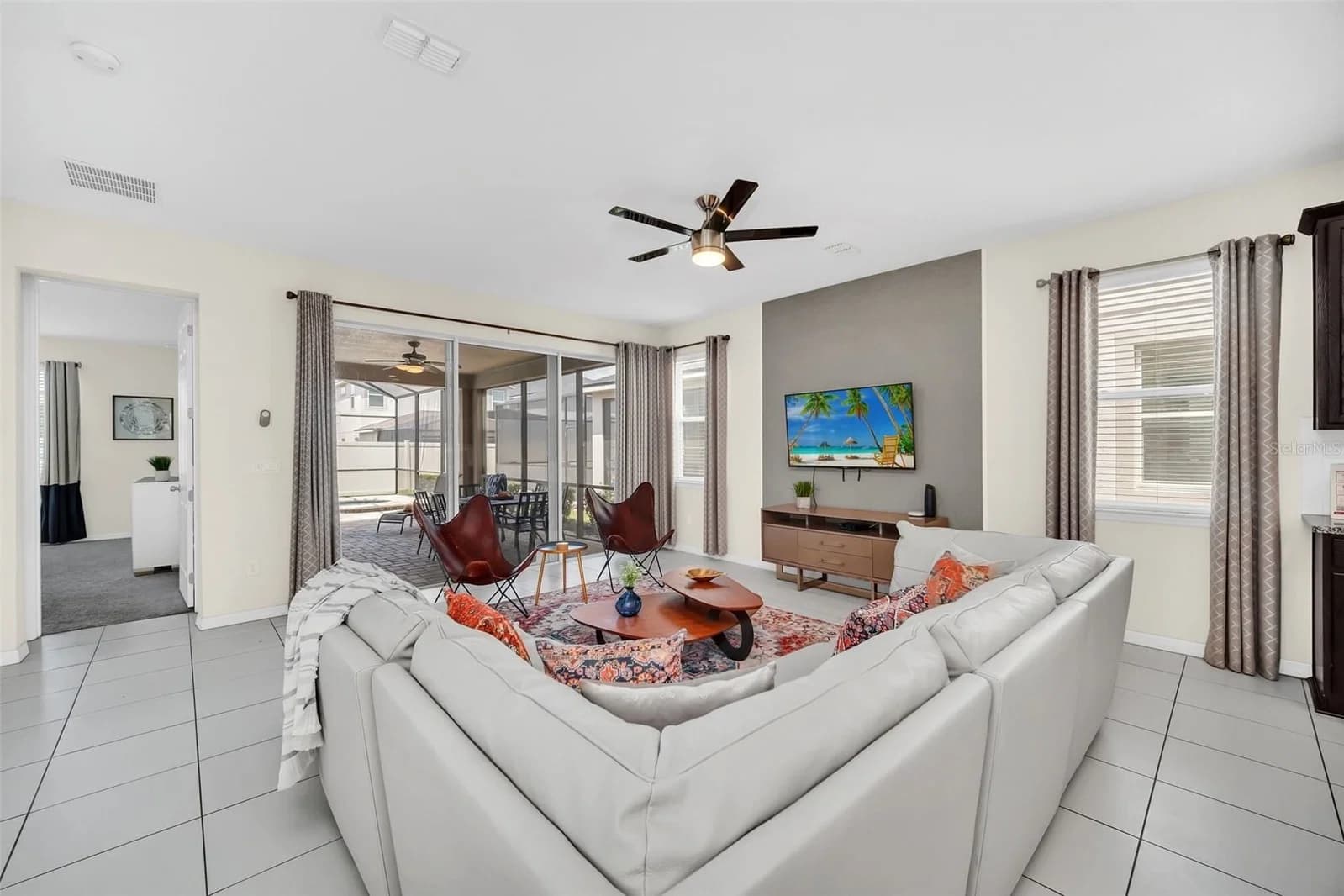 9009 EGRET MILLS 4