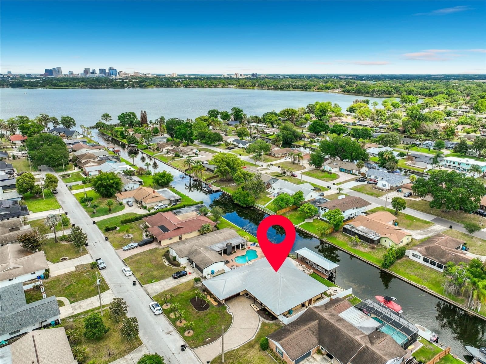 2404 LAUDERDALE Court, Orlando, FL 32805 2