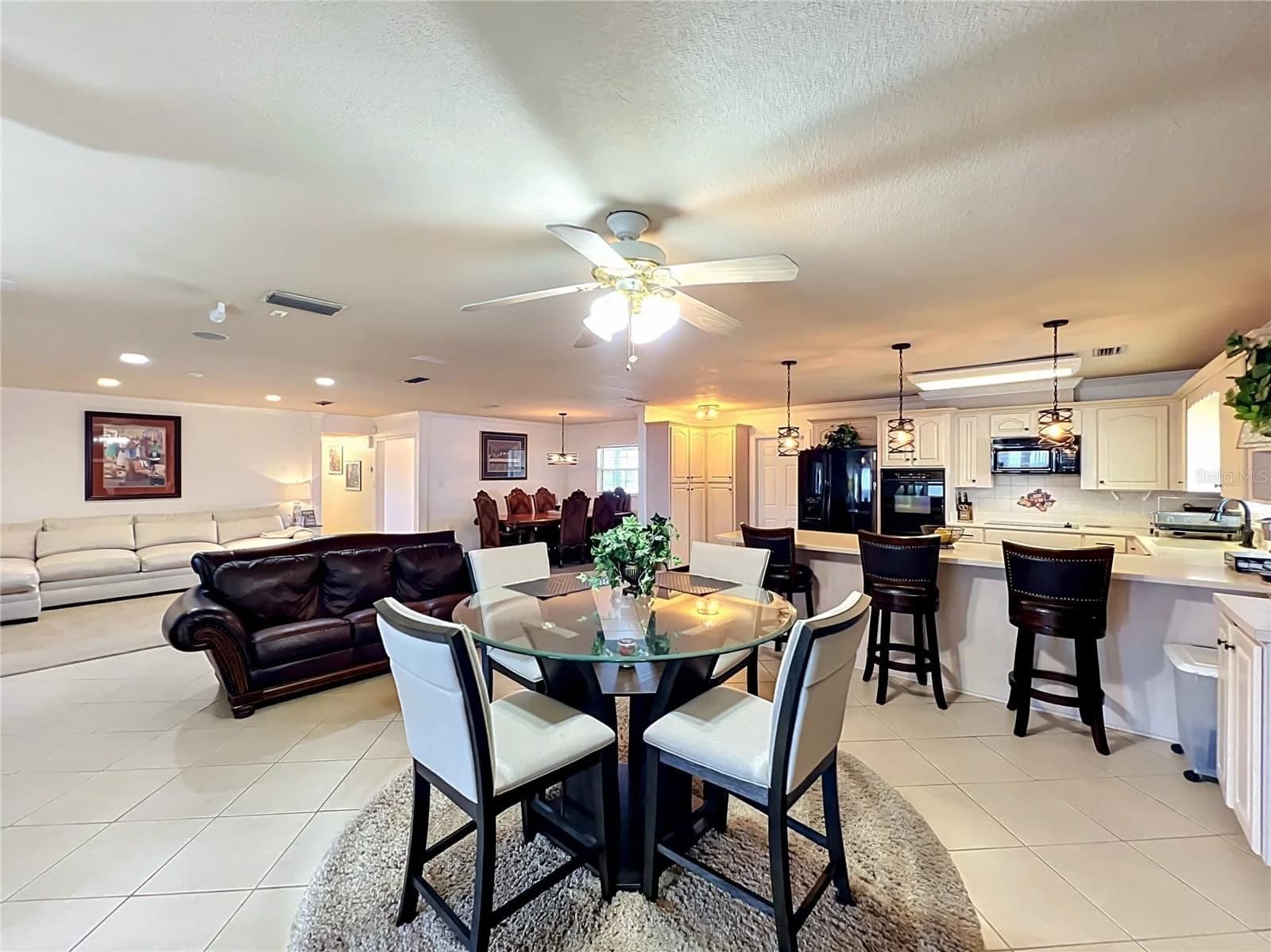 2404 LAUDERDALE Court 5