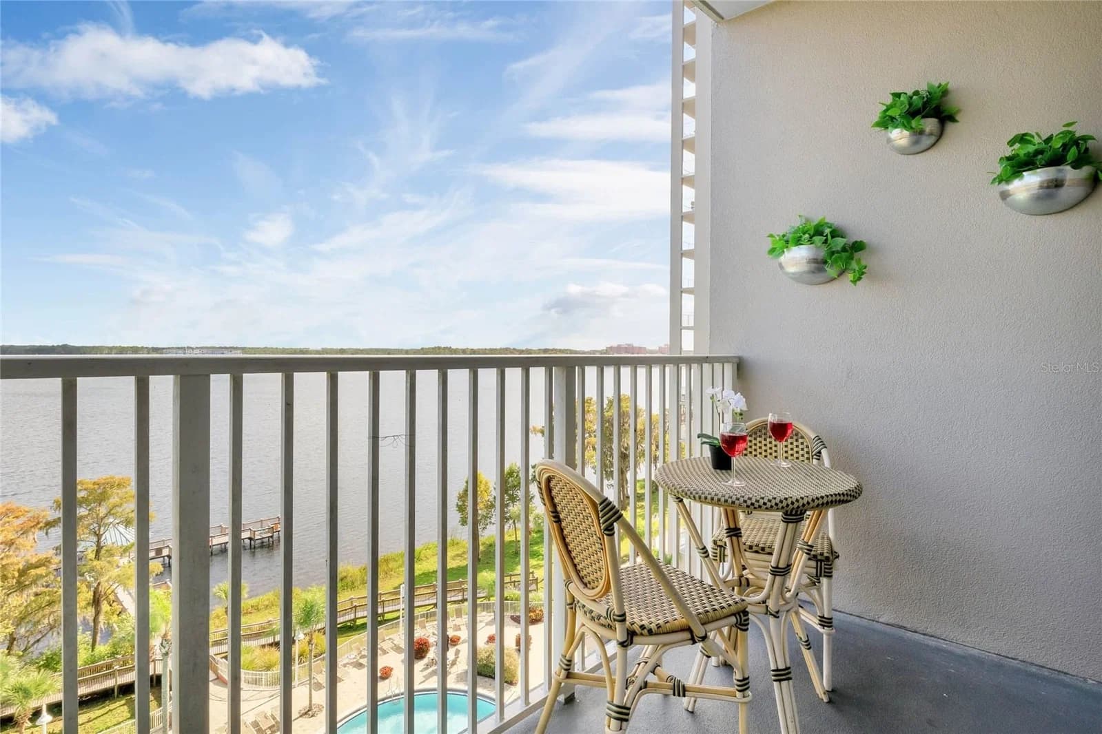 13415 BLUE HERON BEACH Drive #606 5
