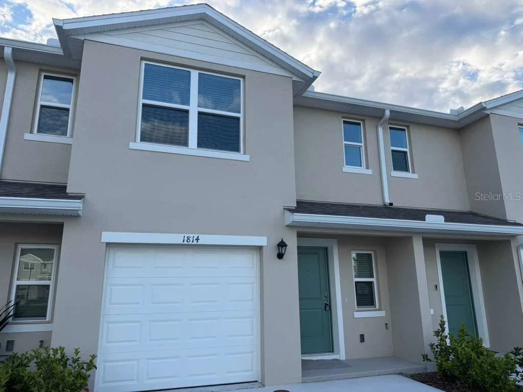 1814 LINDENS, Kissimmee, FL 34746 2