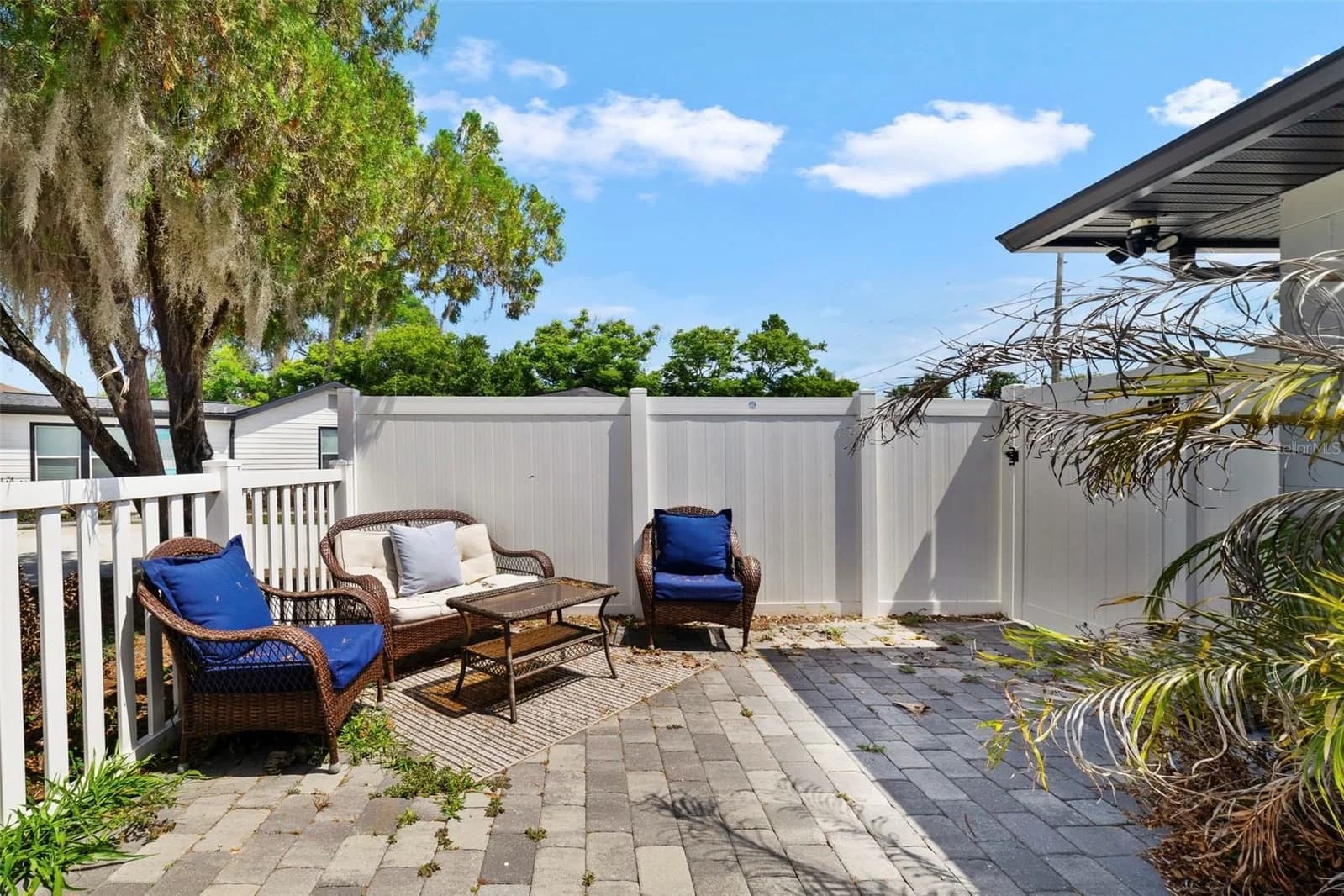 4521 EDGEWATER Drive #1, Orlando, FL 32804 2