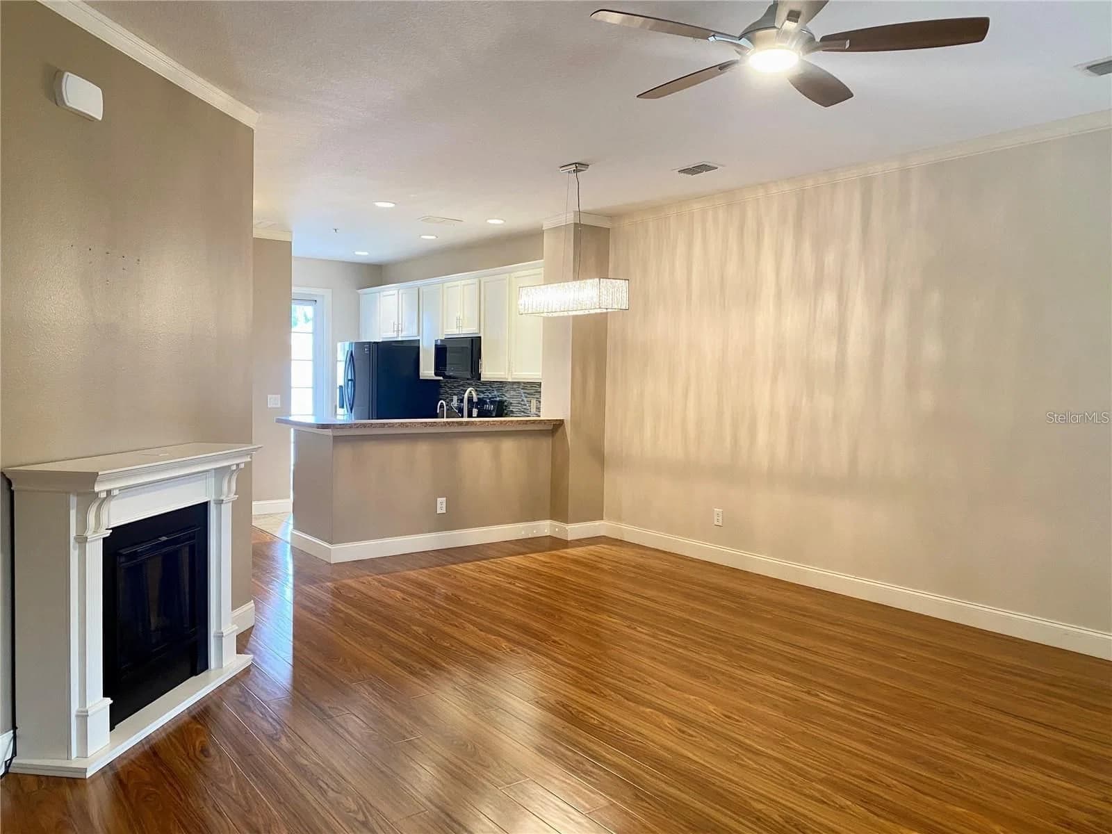 7975 NORTHLAKE Parkway 4