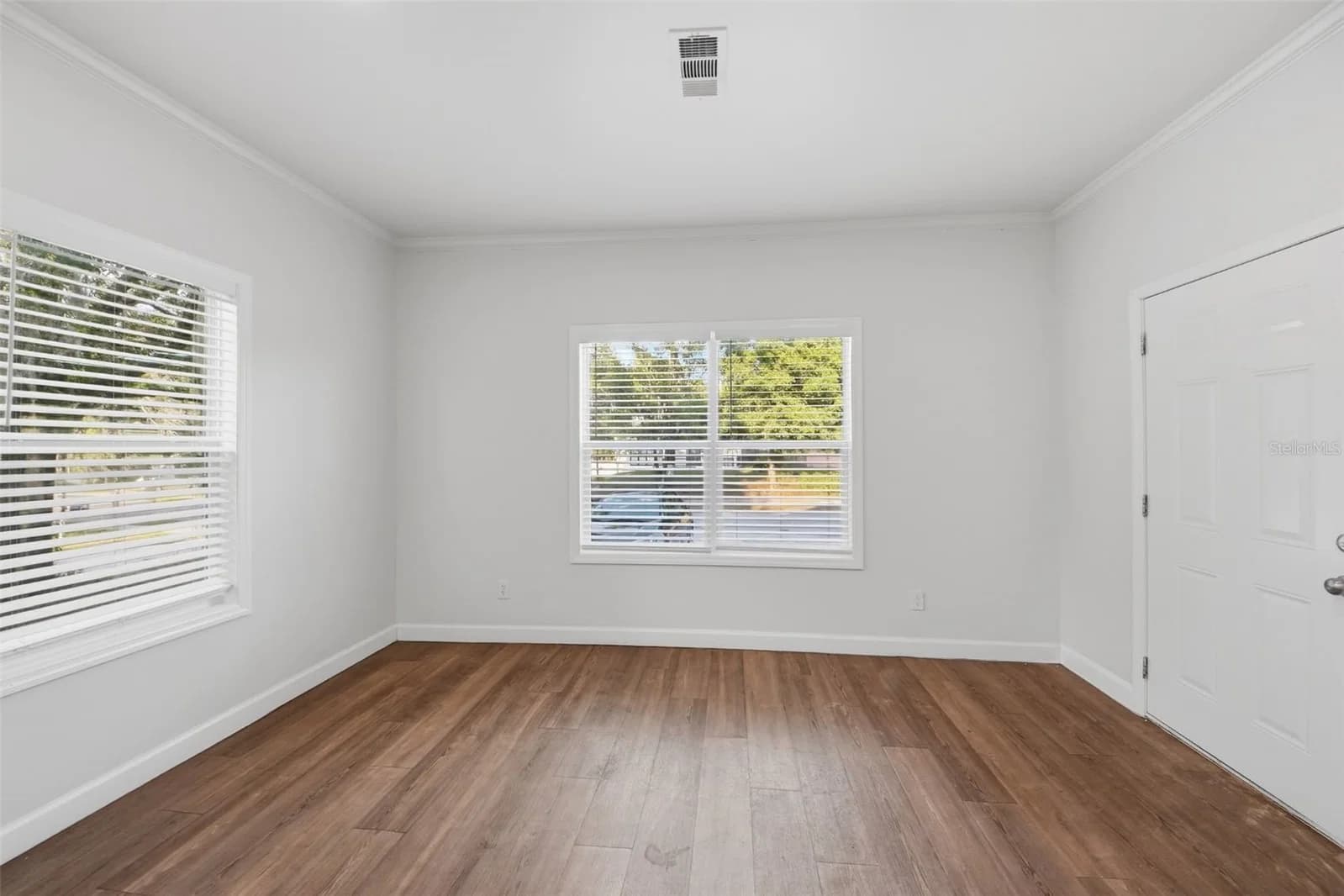 5430 ROSE Avenue, Orlando, FL 32810 3