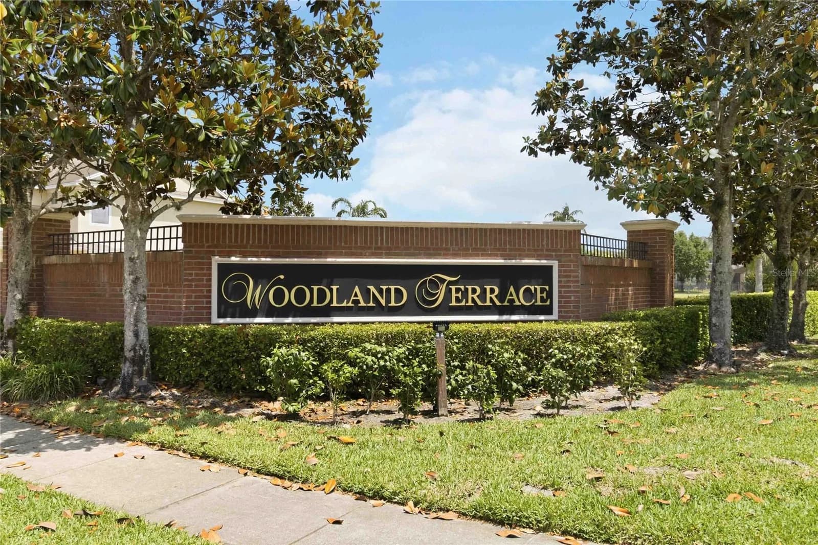534 TERRACE SPRING Drive 4