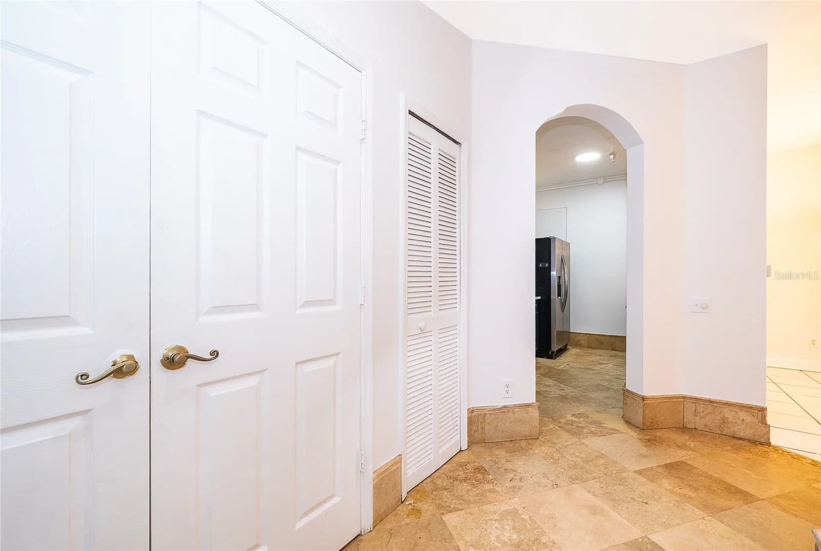 7123 YACHT BASIN Avenue #312 4