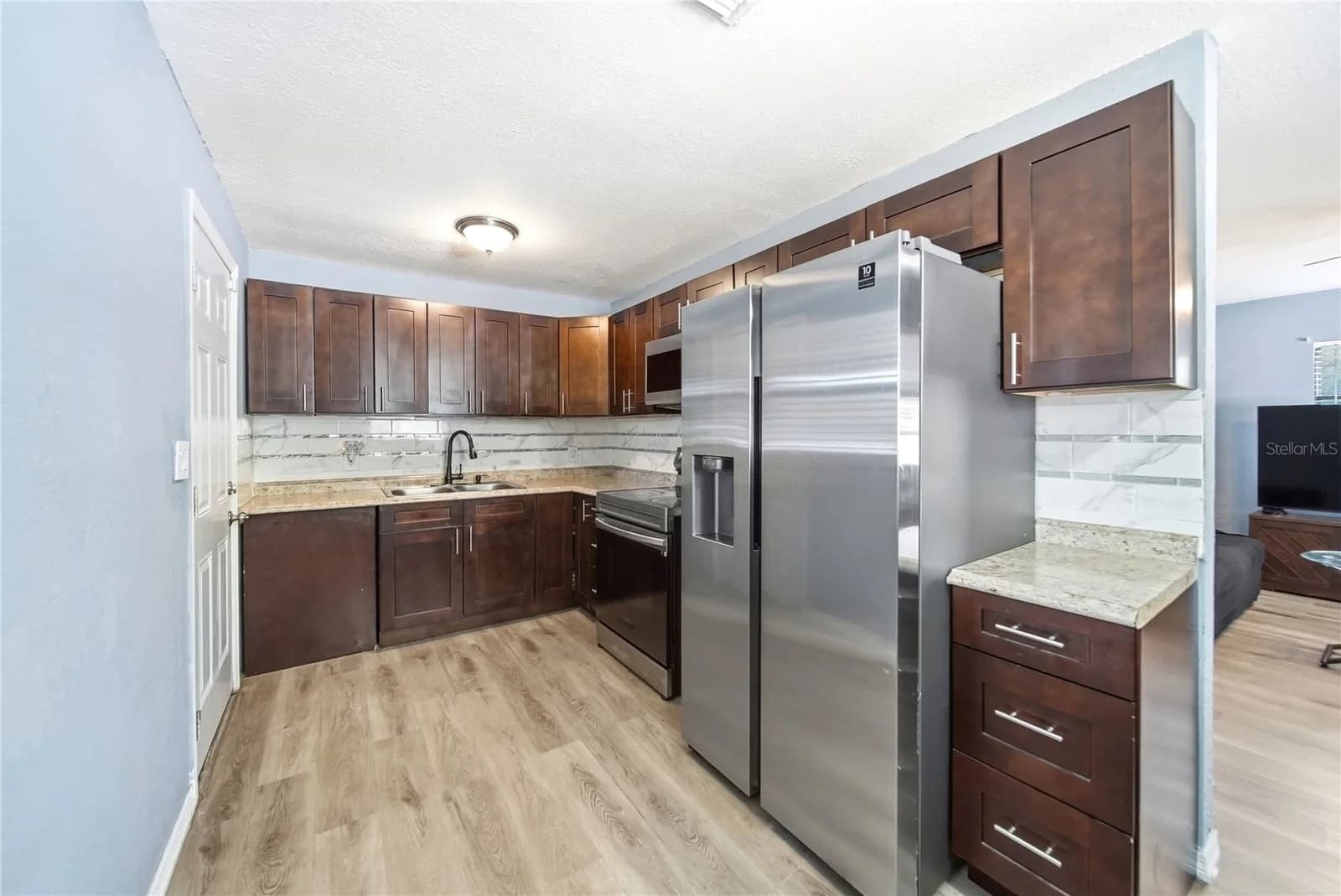 1401 RADLEIGH Place 5