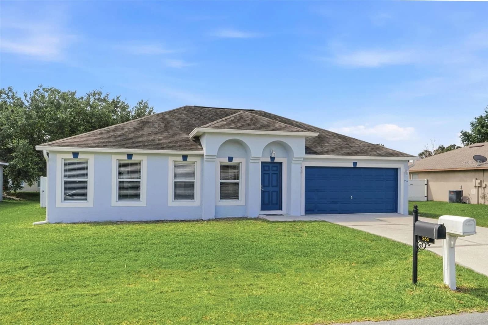 955 LOUVRE, Kissimmee, FL 34759