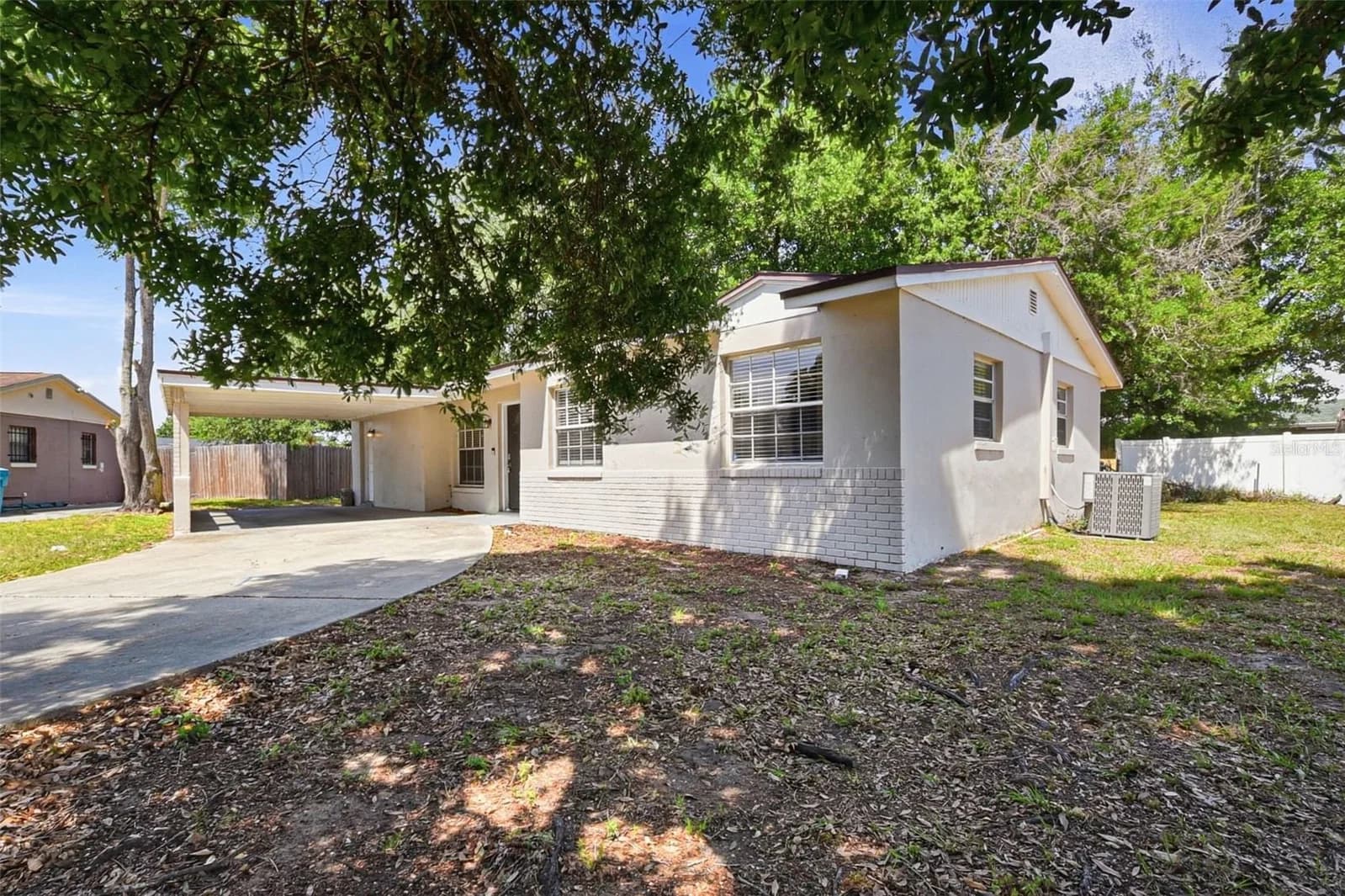 1729 FLORES, Orlando, FL 32811