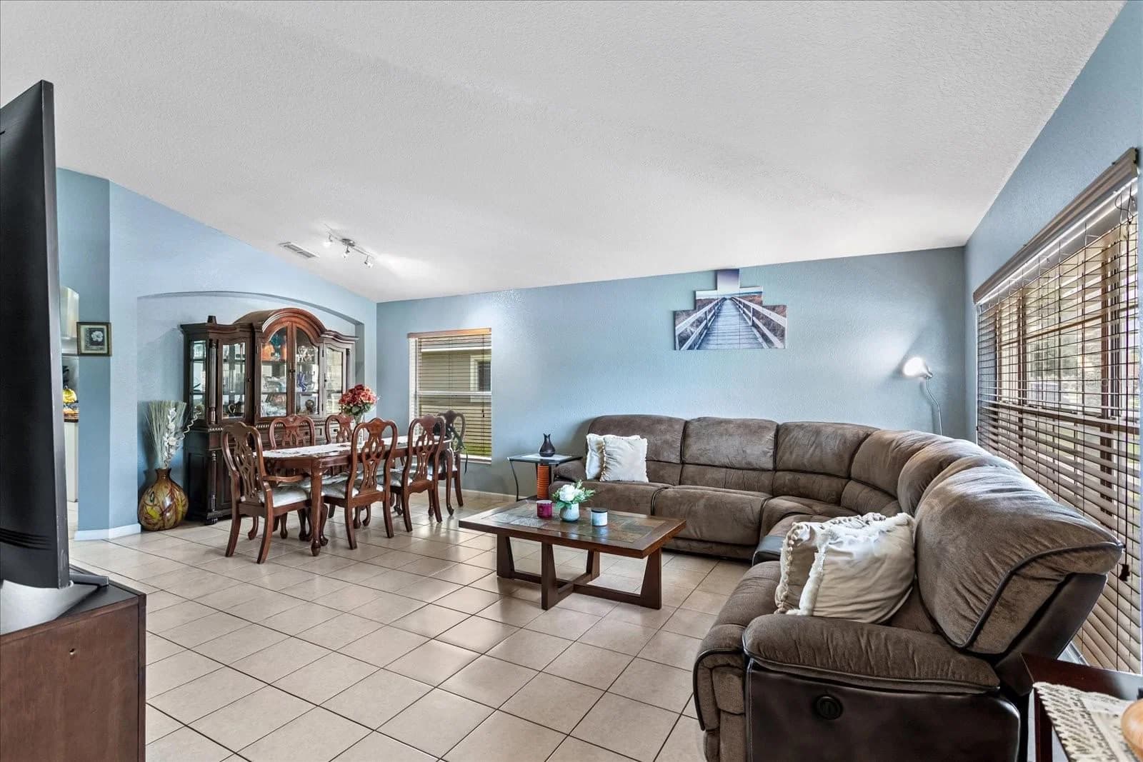 2886 OCONNELL, Kissimmee, FL 34741 3
