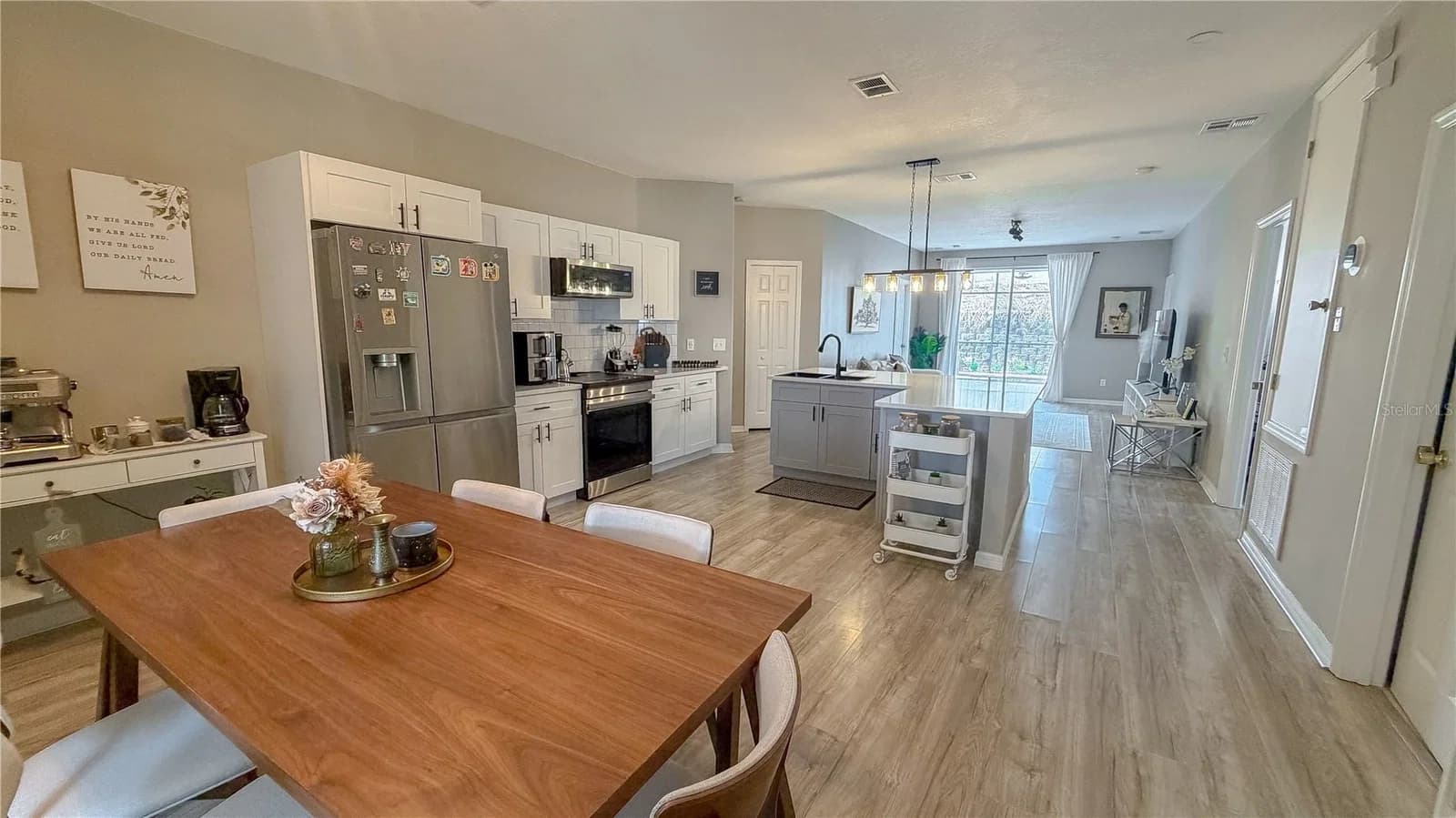 310 SUNSET VIEW 3
