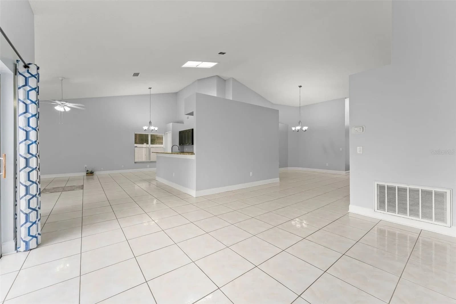 632 HERONS NEST Court 5