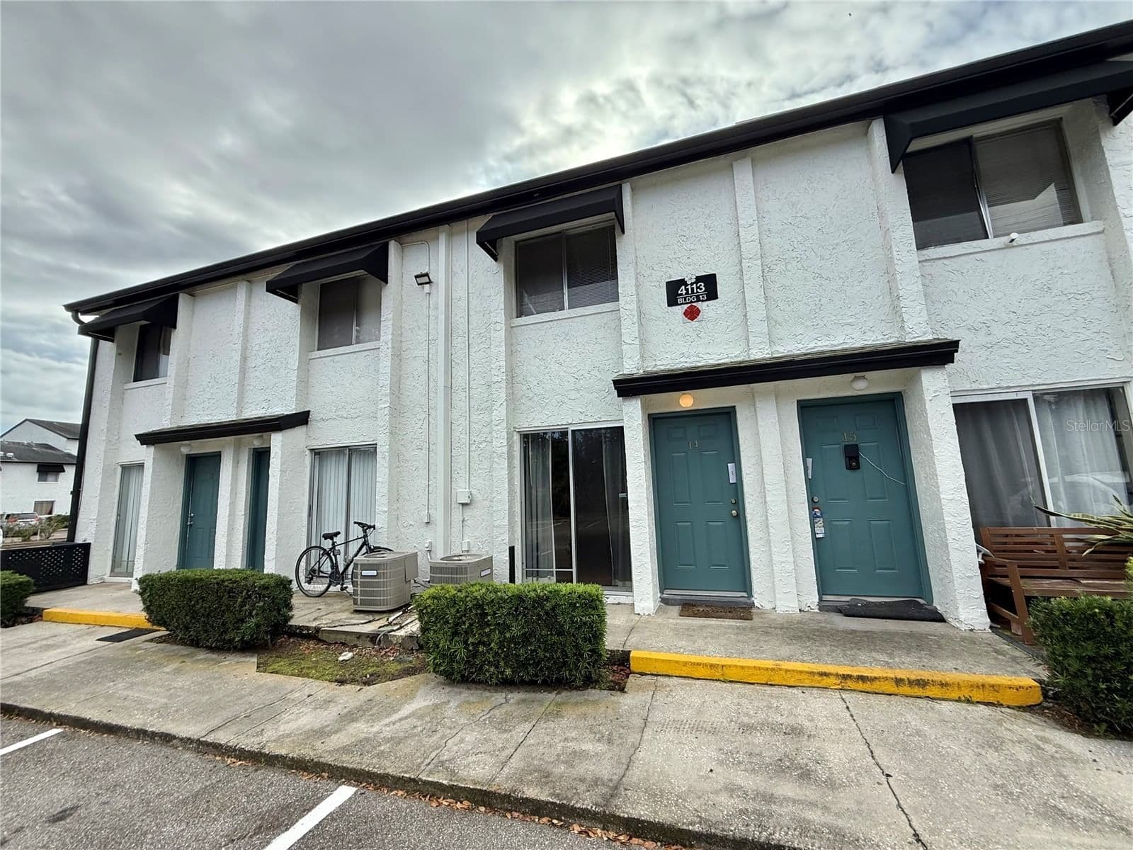 4113 SEMORAN Boulevard #14, Orlando, FL 32822 2