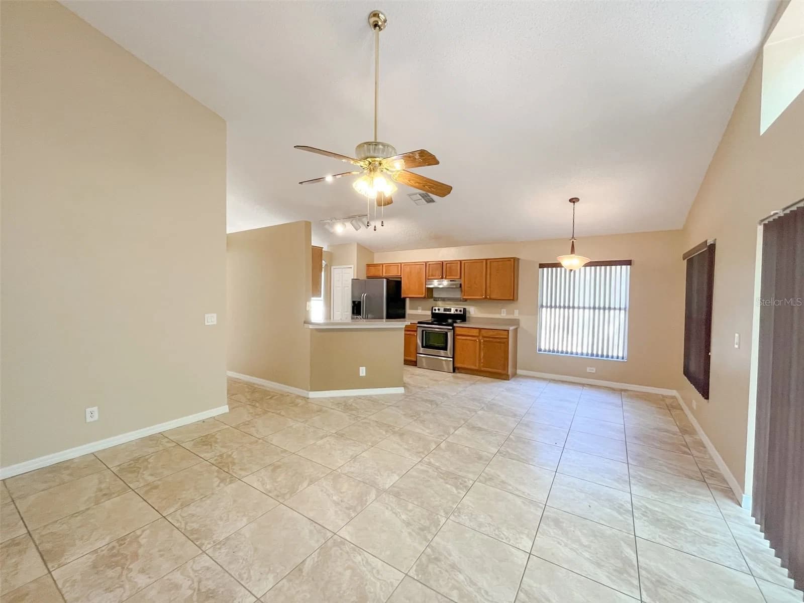 4397 KING EDWARD Drive 5